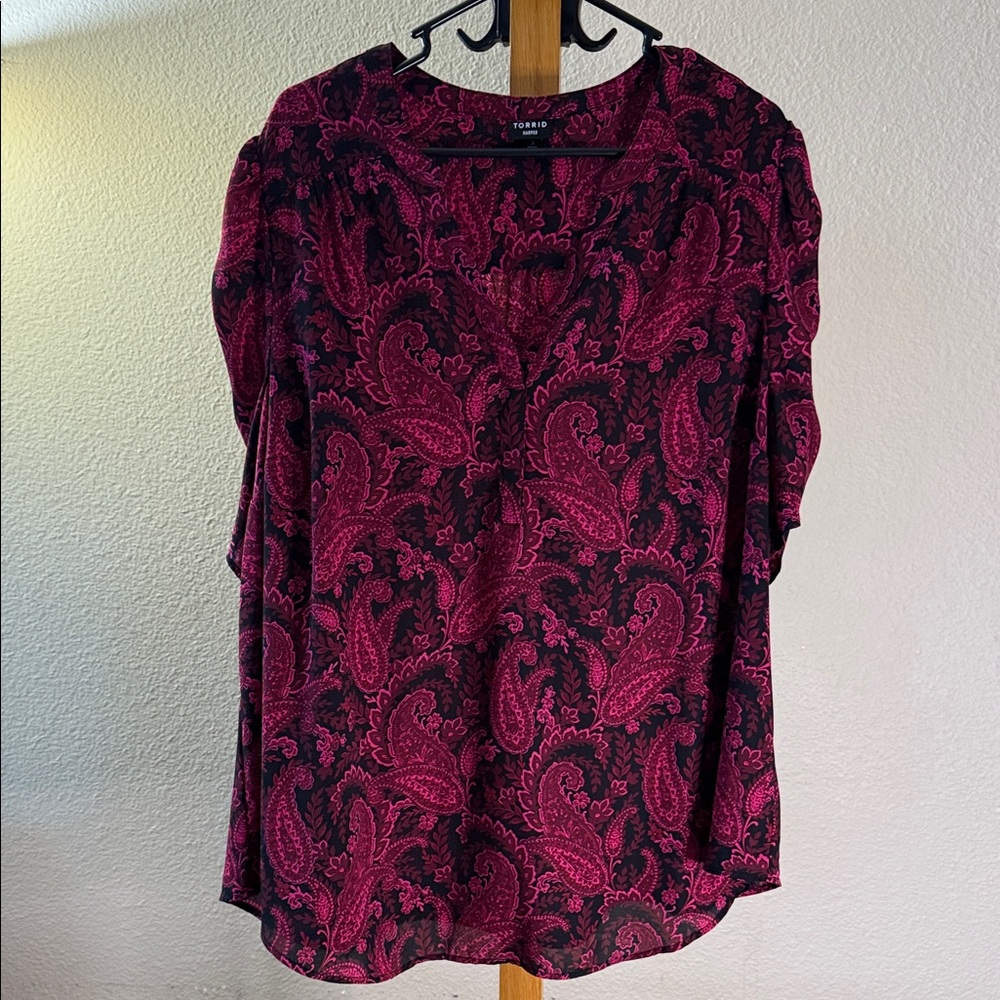 Torrid Fuchsia and Black Paisley Blouse